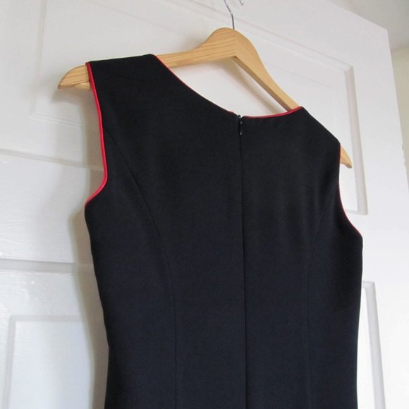 Wiggle Dress w/ Tiny Roses - Black Designer Dress - Catherine Curtis - Size 2 - Picture 9 of 13